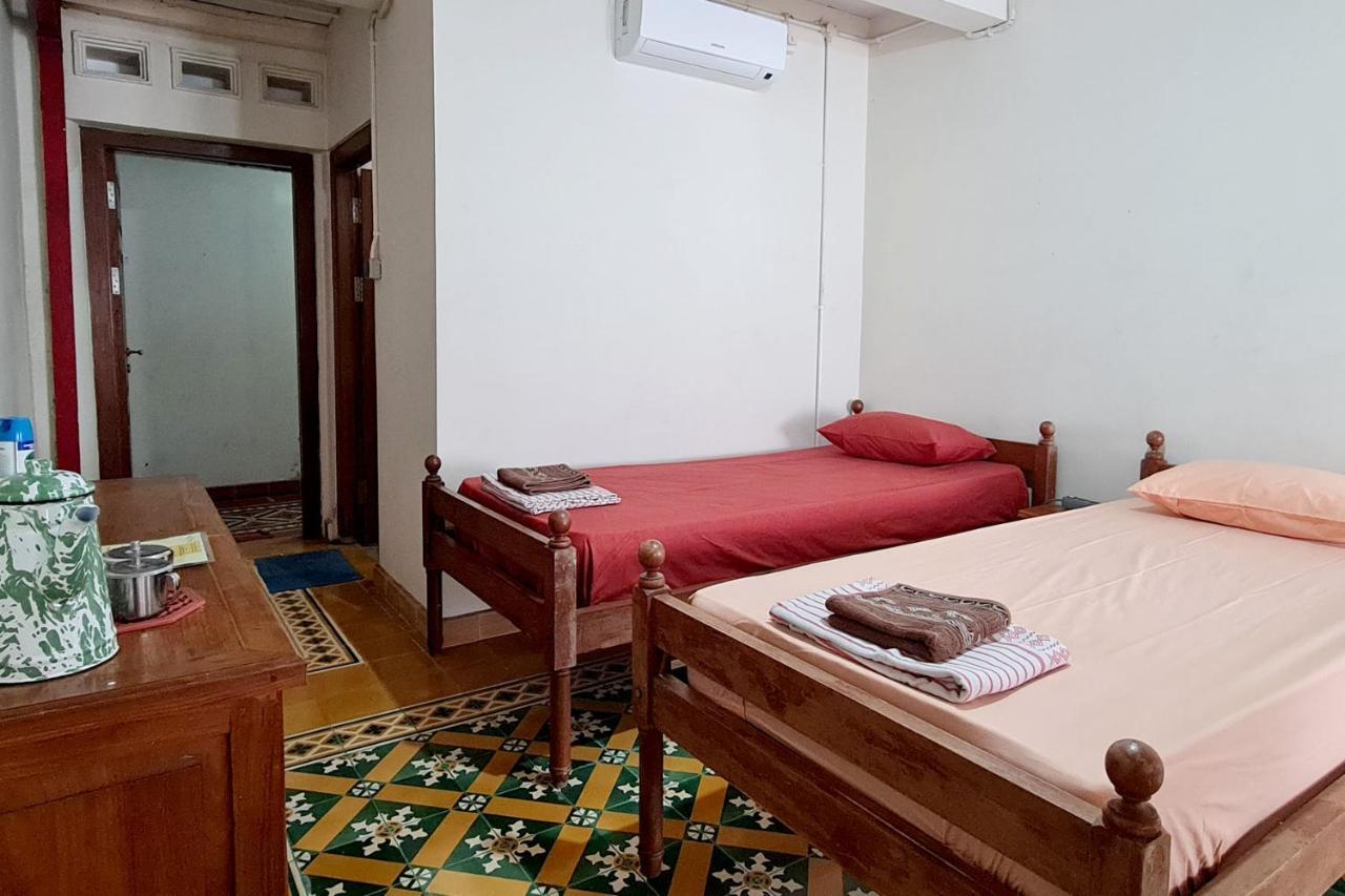 Omah Pitoe Yogya Homestay Yogyakarta Kültér fotó