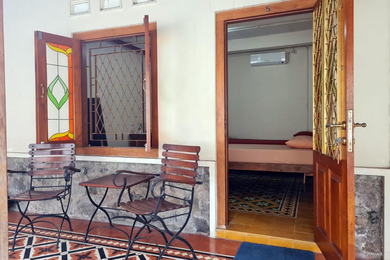 Omah Pitoe Yogya Homestay Yogyakarta Kültér fotó