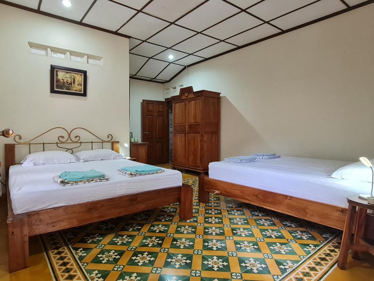 Omah Pitoe Yogya Homestay Yogyakarta Kültér fotó