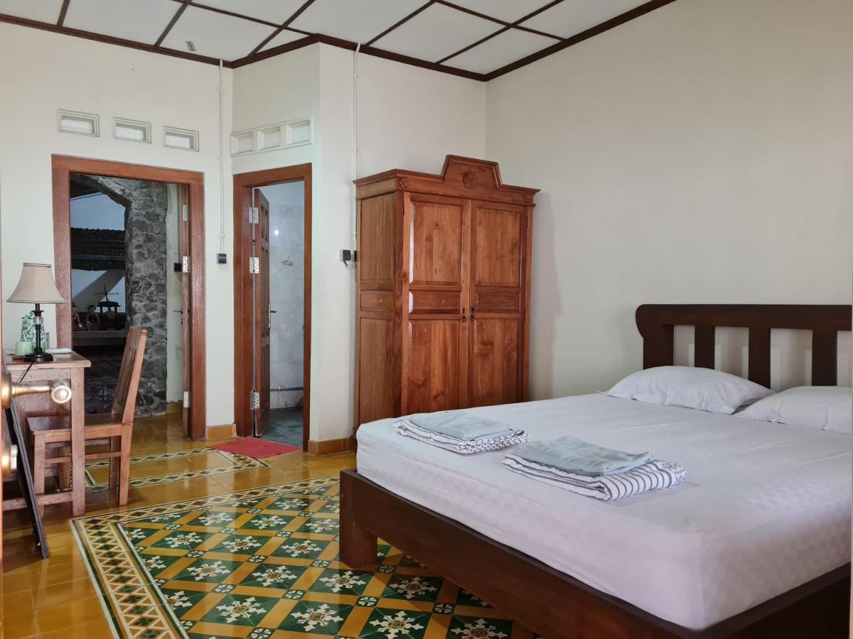 Omah Pitoe Yogya Homestay Yogyakarta Kültér fotó