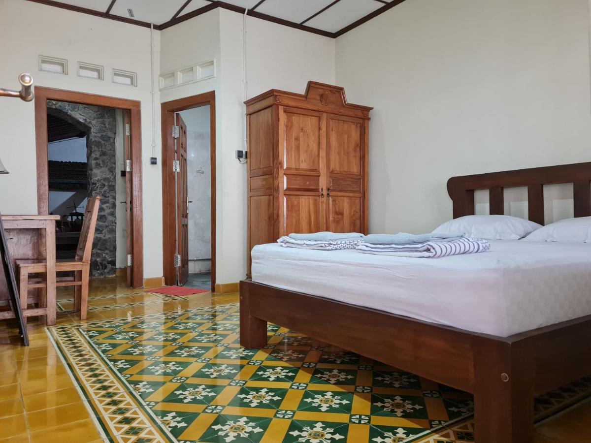 Omah Pitoe Yogya Homestay Yogyakarta Kültér fotó